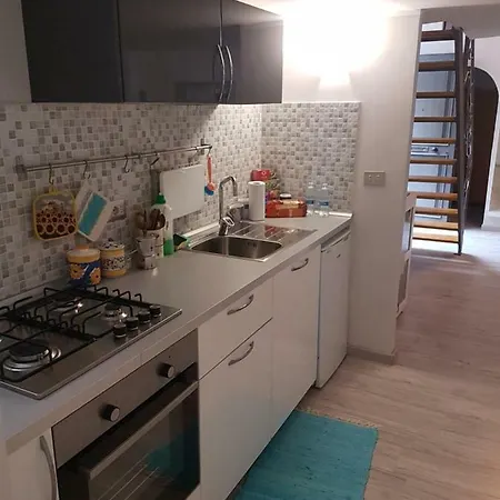Kali House * קטאניה